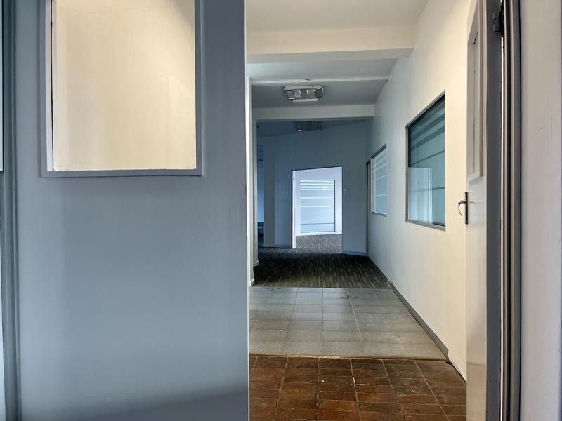 To Let Commercial Property for Rent in Retreat Western Cape